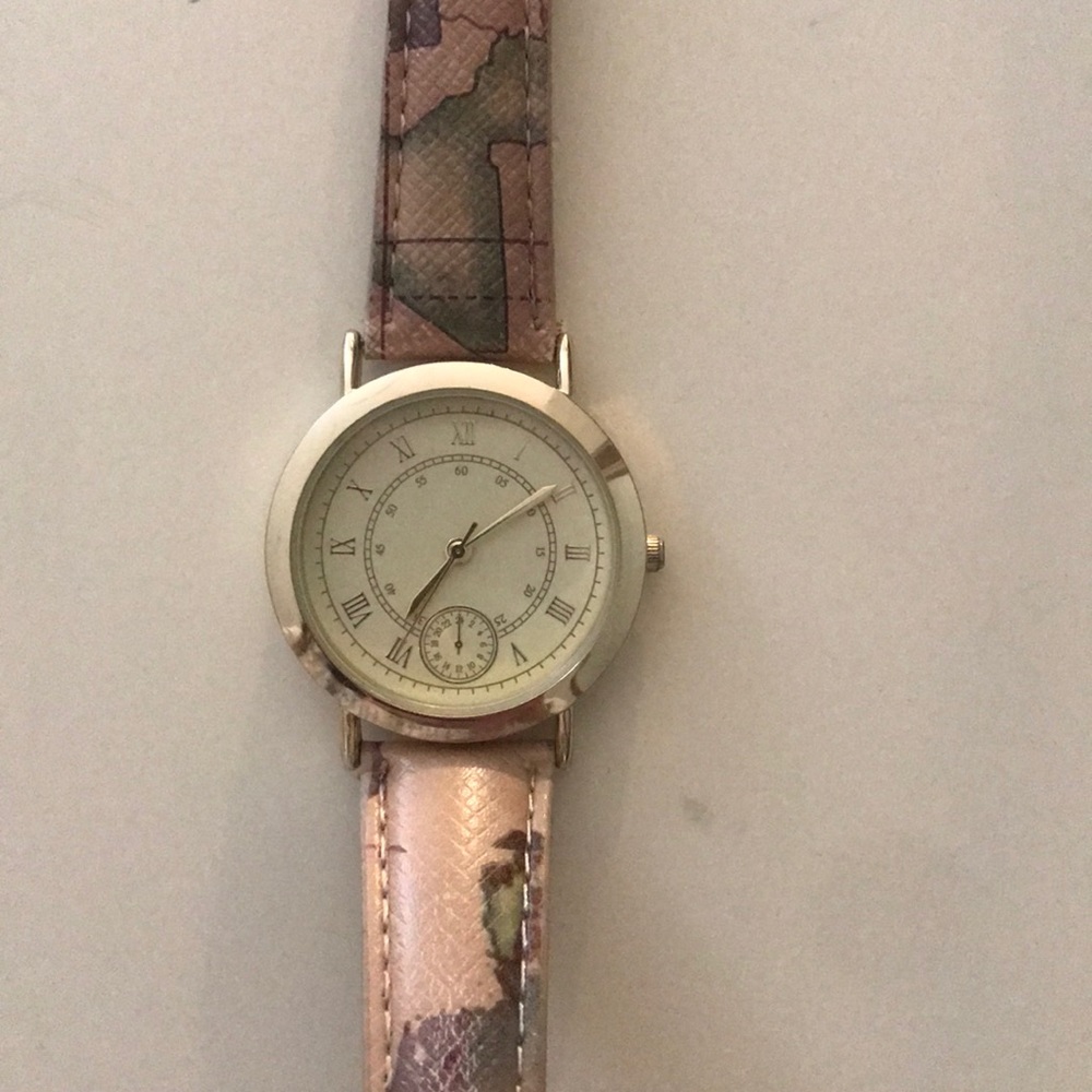 World map watch